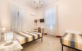 Lia Apartment